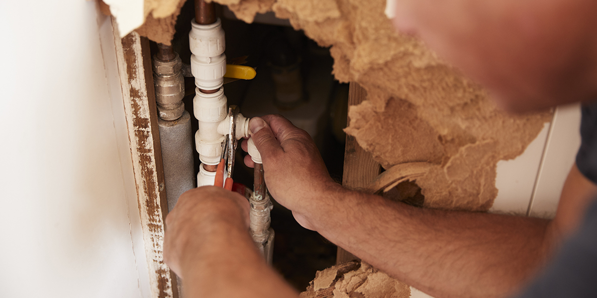 Why Do Pipes Burst in the Winter? How Can You Prevent This?