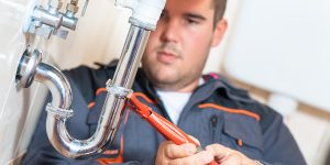 what to do in a plumbing emergency