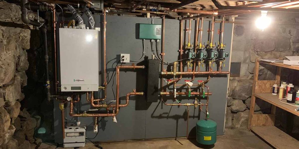 how does a heat pump and furnace work together