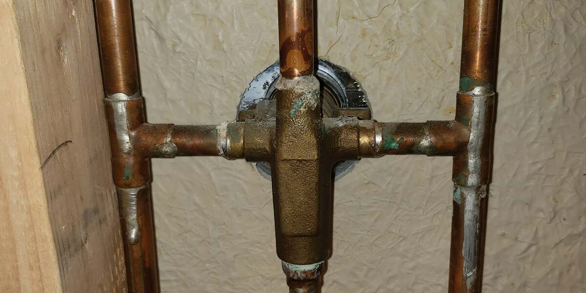 is green corrosion on copper pipes dangerous